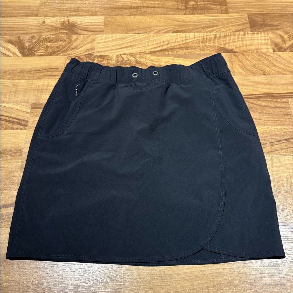Patagonia Women's Fleetwith Skort Black Size XS Missing Drawstring - Picture 2 of 10
